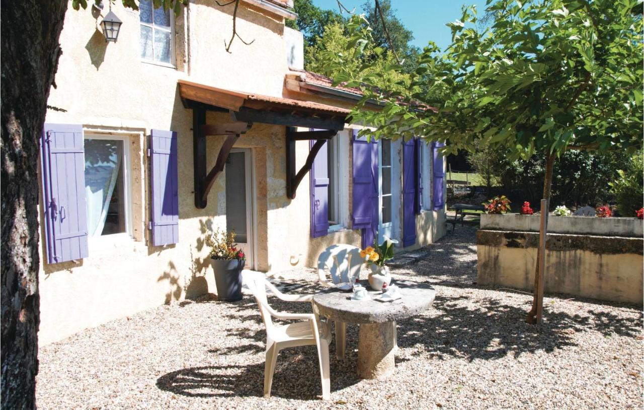 Gorgeous Home In Lavardac With Kitchen Exterior foto